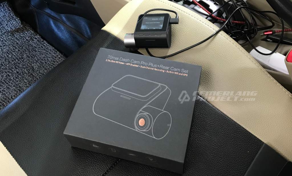 Instalasi dashcam mobil